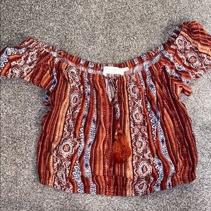 Off-the-shoulder Patterned Crop Top